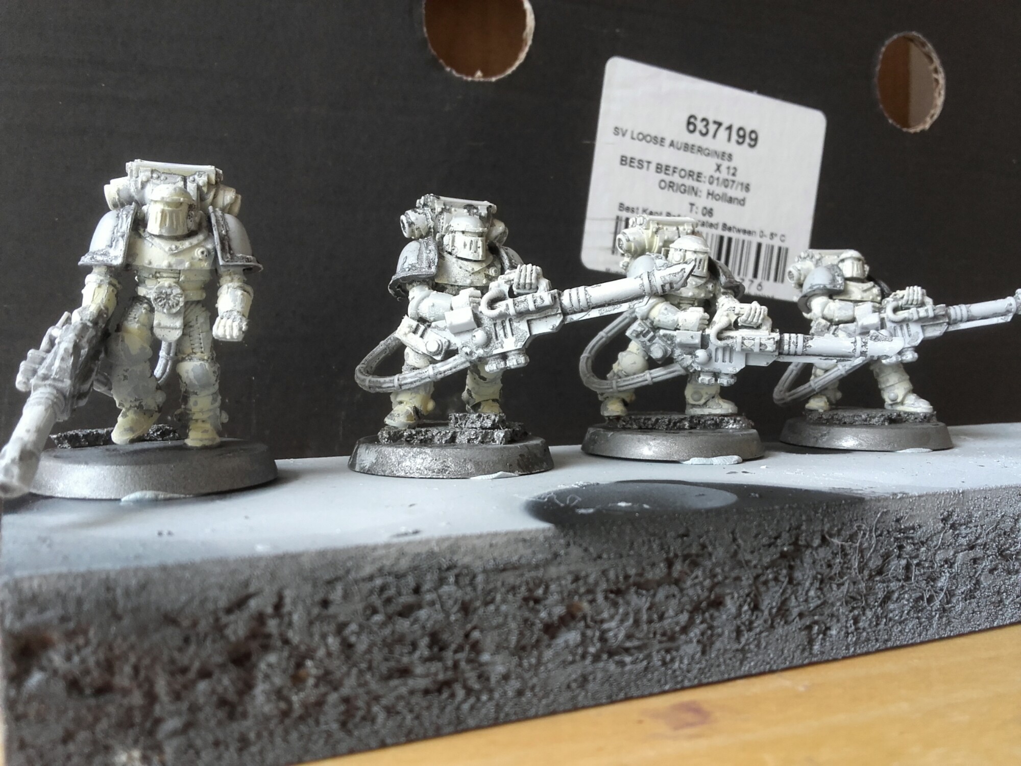 The Army Painter: Gun Metal Primer